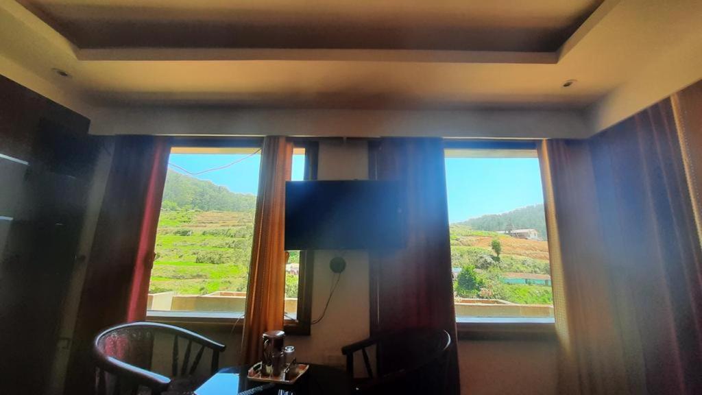 Mountain View Cottage Уті Екстер'єр фото