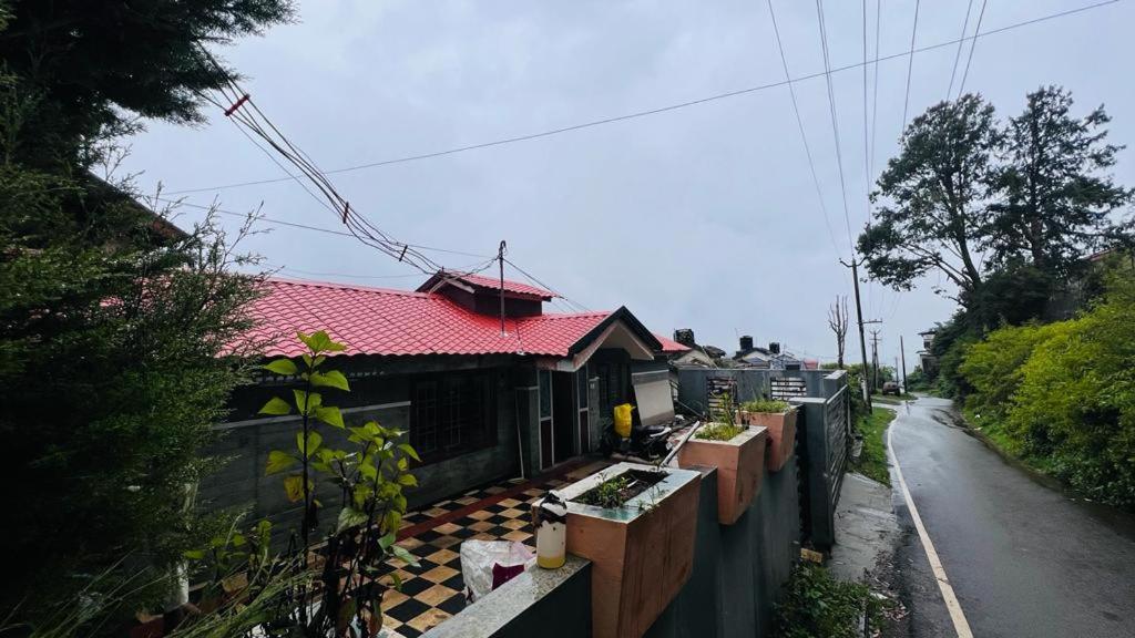 Mountain View Cottage Уті Екстер'єр фото